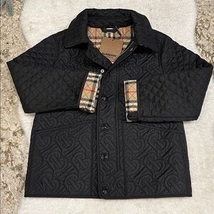 Nwt. Burberry quilted jacket